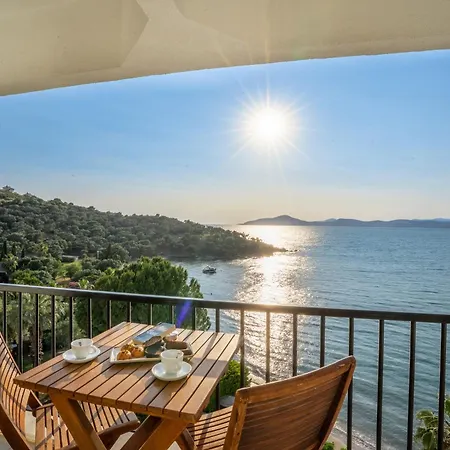 Med-inn ホテル 4*