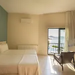 Med-inn Hotel 4*