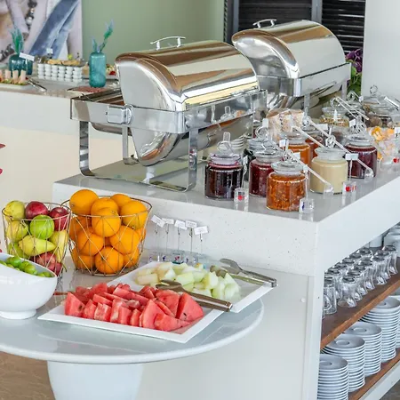 Med-inn Hotel 4*