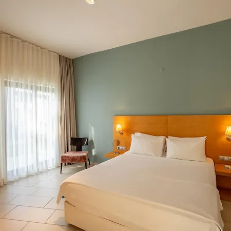 Ξενοδοχείο Med-inn 4*