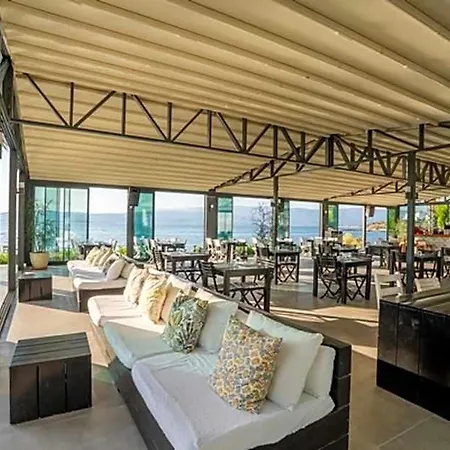 Med-inn Gulluk